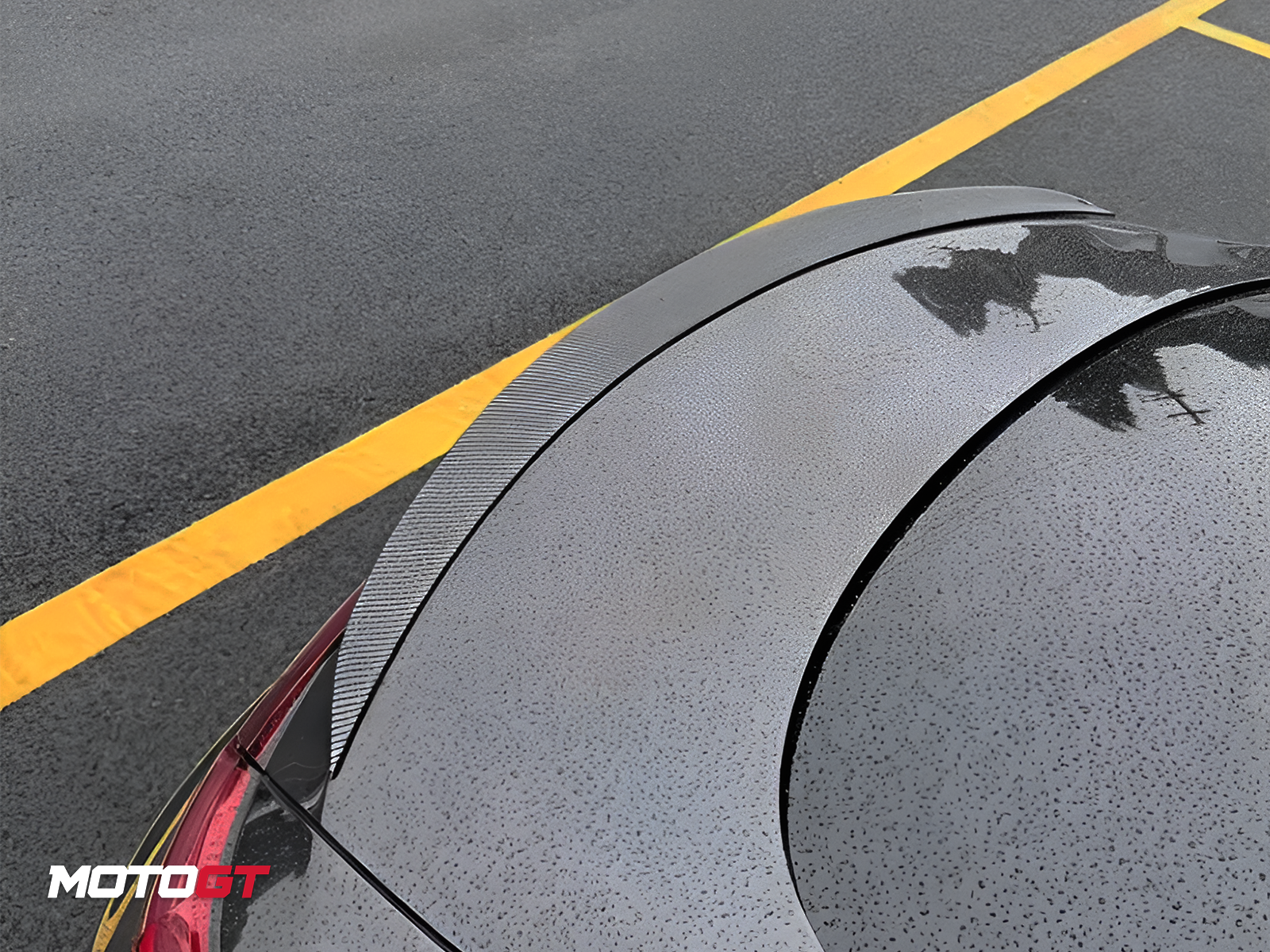 CLE CLASS REAR SPOILER